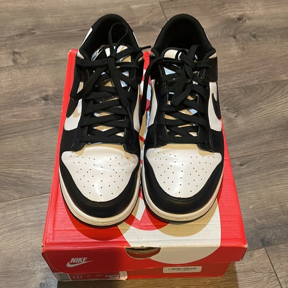 Nike Panda Dunks Size 10 Used - Picture 2 of 4
